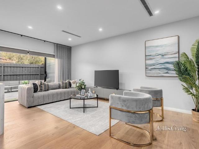 Townhouse for rent in Mount Waverley, Melbourne
