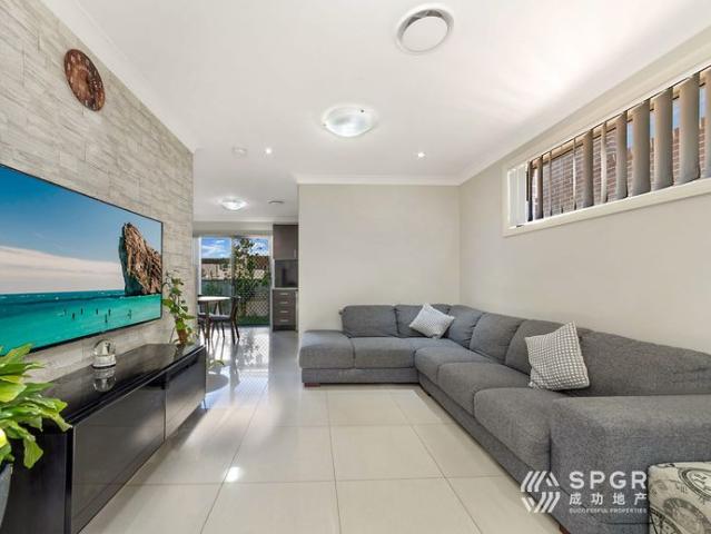 Townhouse for rent in Sydney, New South Wales