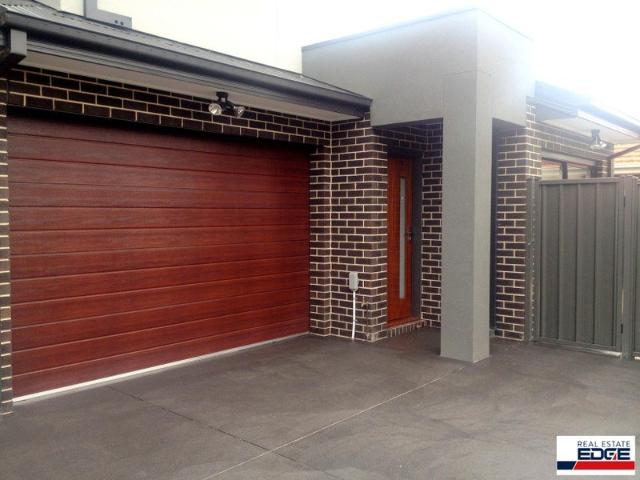 Townhouse for rent in Camerons Creek, Victoria