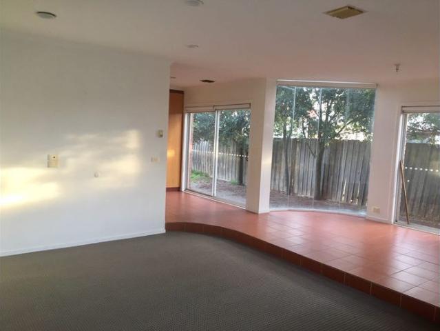 Townhouse for rent in Camerons Creek, Victoria