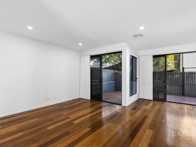 Townhouse for rent in Toombul, Queensland