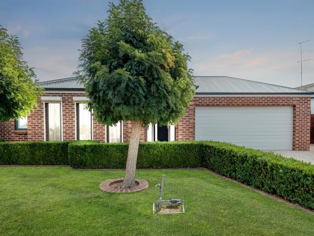 House for sale in Lovely Banks