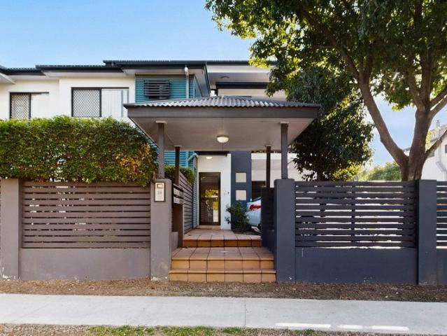 Apartment for rent in Toombul, Queensland