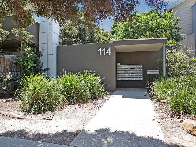 Apartment for rent in Newport, Melbourne