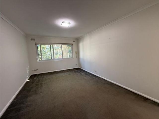 Apartment for rent in Lower North Shore, Sydney