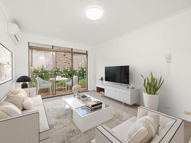 Apartment for sale in Rose Bay, Tasmania