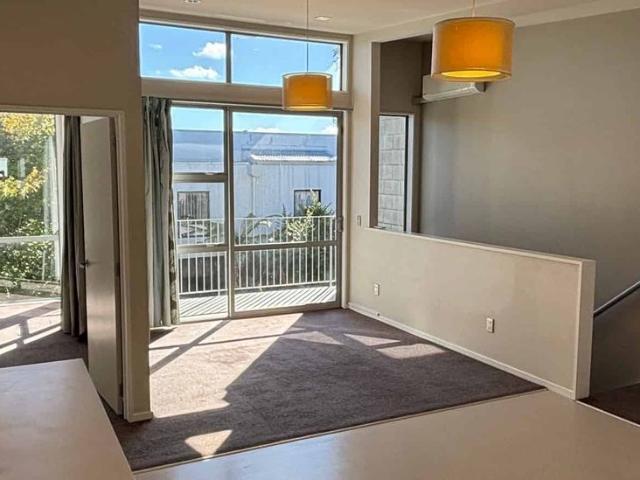 Apartment for rent in Heathcote, Canterbury
