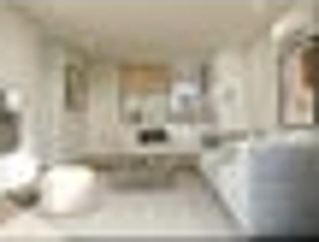 Townhouse for sale in Chaslands, Canterbury