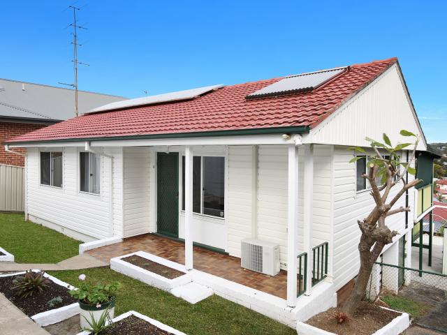 House for rent in Wollongong West, New South Wales
