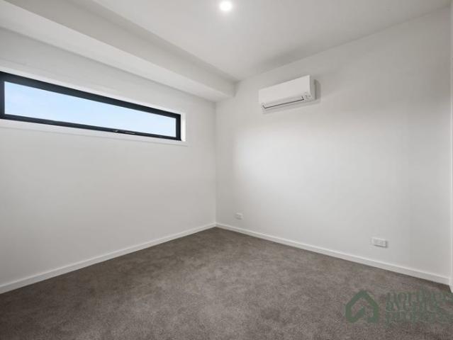 Townhouse for rent in Camerons Creek, Victoria