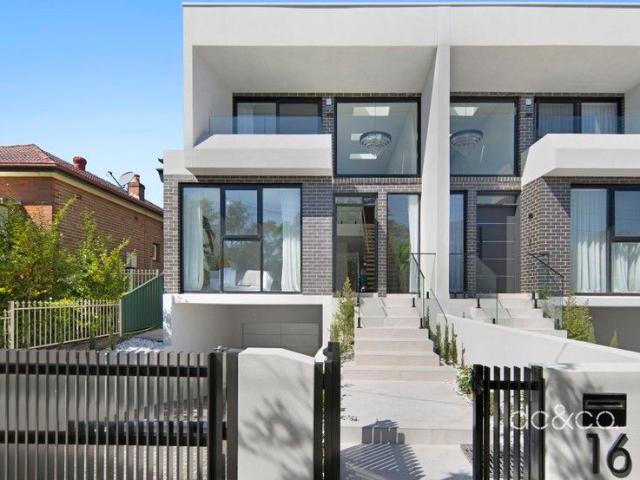 Duplex for sale in Sydney, New South Wales