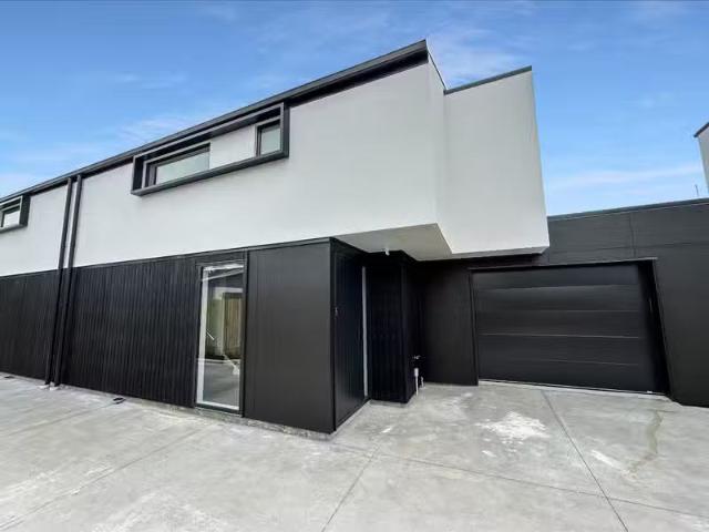 House for rent in Edgeware, Canterbury