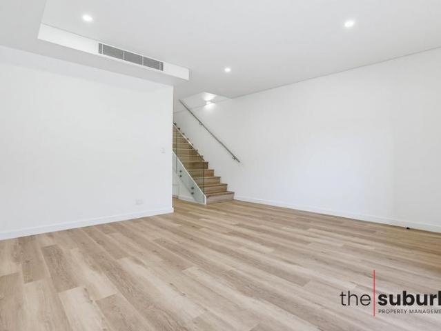 Townhouse for rent in Sydney, New South Wales