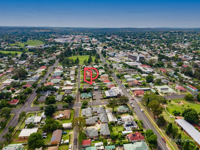 Townhouse for sale in Abington, New South Wales