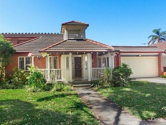 Townhouse for rent in Sydney, New South Wales