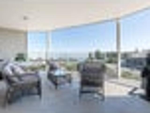 Apartment for sale in Victoria, Gisborne