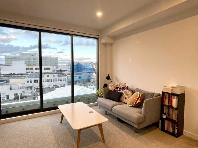 Apartment for rent in Mount Victoria, Wellington