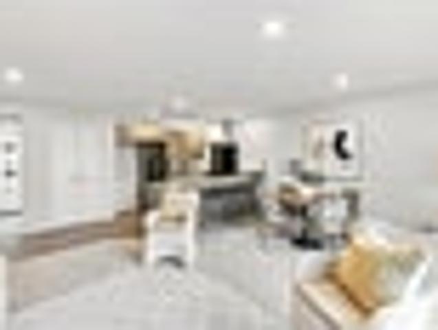 Townhouse for sale in Heathcote, Canterbury