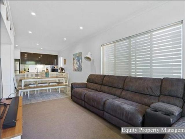 Townhouse for rent in Toombul, Queensland