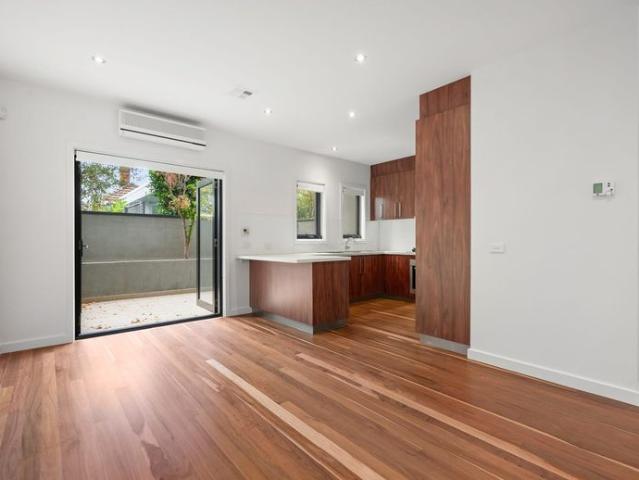 Townhouse for rent in Camerons Creek, Victoria