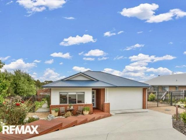 House for sale in Lakes Entrance, Victoria