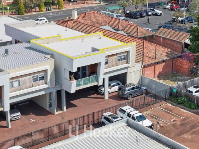 Flat for sale in Busselton