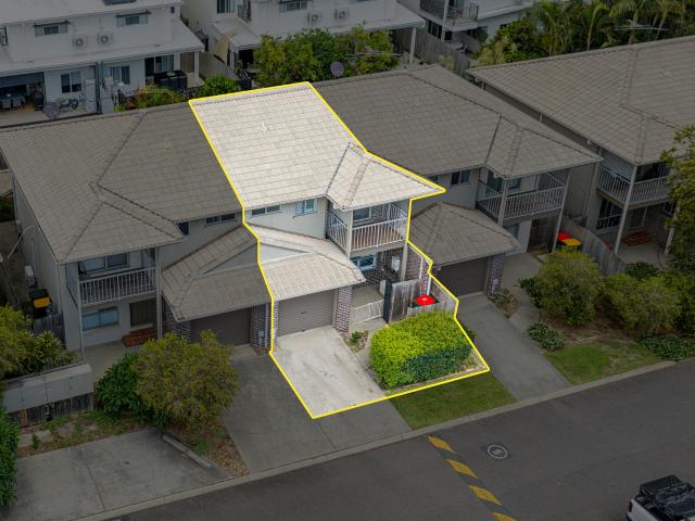 Townhouse for sale in Methul, Queensland