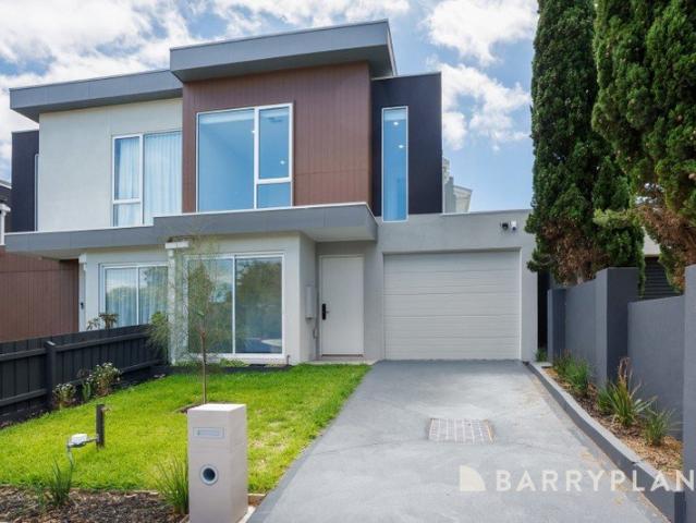 Townhouse for rent in Camerons Creek, Victoria