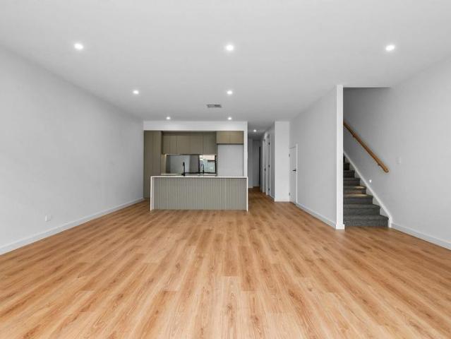Townhouse for rent in Horseshoe Creek, South Australia