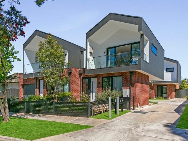 Townhouse for sale in Reservoir, Melbourne