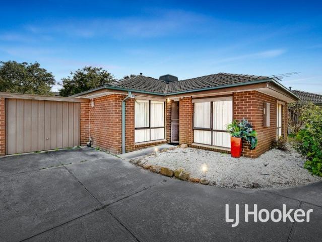 Apartment for sale in Cranbourne, Melbourne
