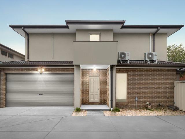 Townhouse for sale in Camerons Creek, Victoria