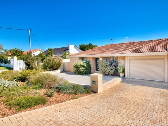 Villa for sale in Stirling, Western Australia