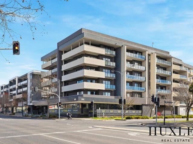 Apartment for sale in Caroline Springs, Melbourne