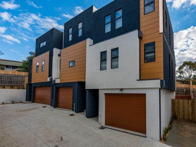 Townhouse for rent in Camerons Creek, Victoria