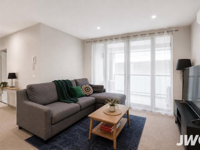 Apartment for sale in Carnegie, Melbourne