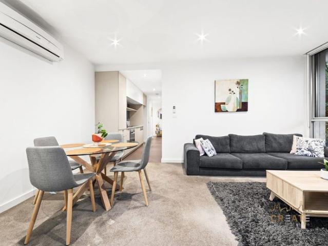 House for rent in WillowPark Estate, Melbourne