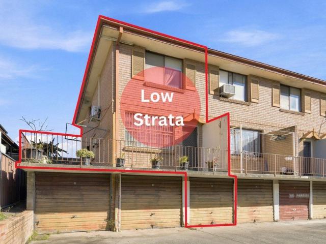Townhouse for sale in Sydney, New South Wales