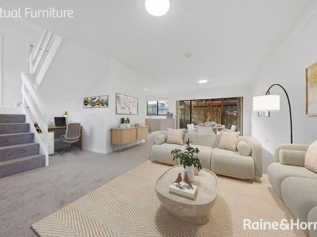 Townhouse for rent in Wollongong West, New South Wales