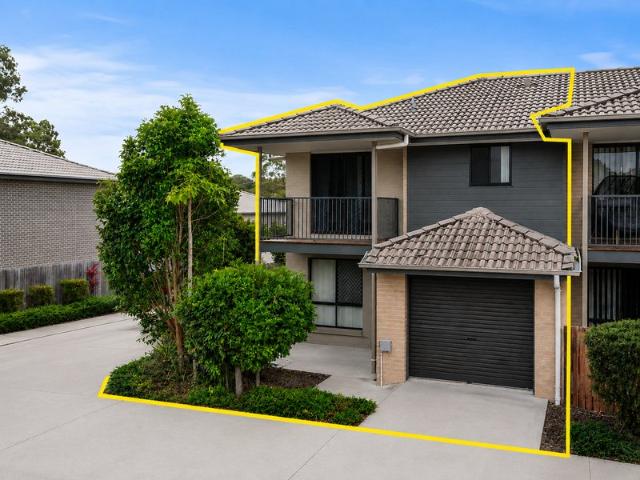 Townhouse for sale in Toombul, Queensland