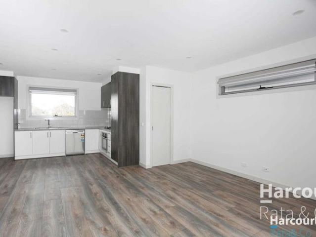 Townhouse for rent in Camerons Creek, Victoria
