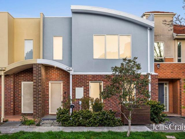Townhouse for sale in Camerons Creek, Victoria