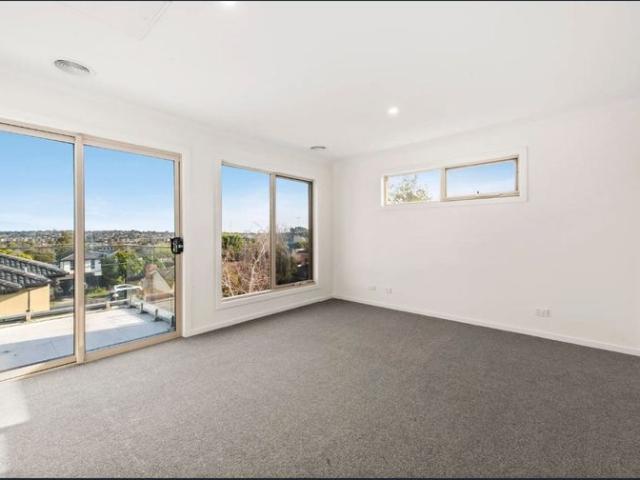 Townhouse for rent in Camerons Creek, Victoria