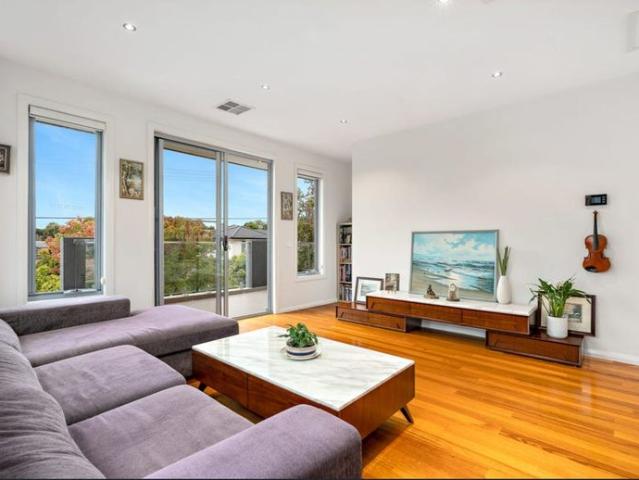 Townhouse for rent in Camerons Creek, Victoria