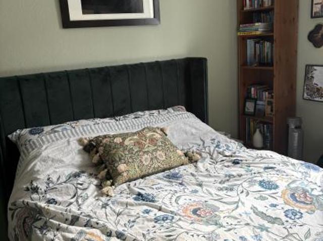 Room for rent in Brooklands, Monks Orchard