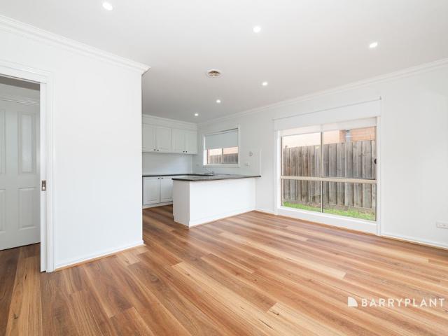 House for rent in Mill Park Lakes, Melbourne