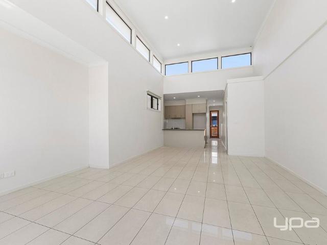 Townhouse for rent in Maidstone, Melbourne