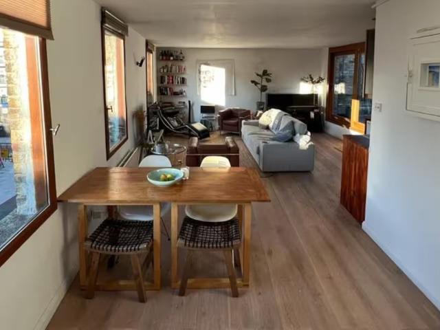 Apartment for rent in Arden Estate, Greater London