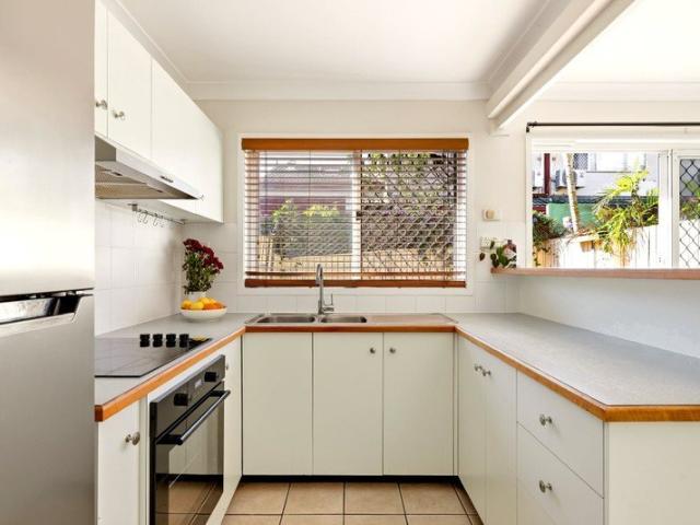 Townhouse for sale in Methul, Queensland