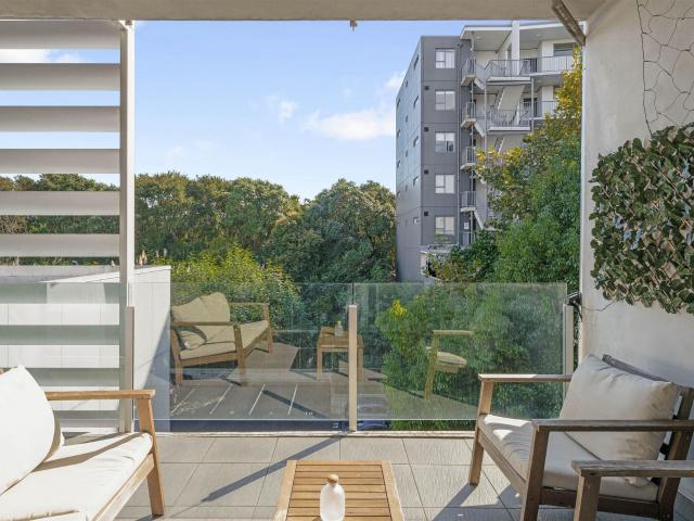 Apartment for rent in Newton, Auckland